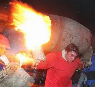  barril en llamas